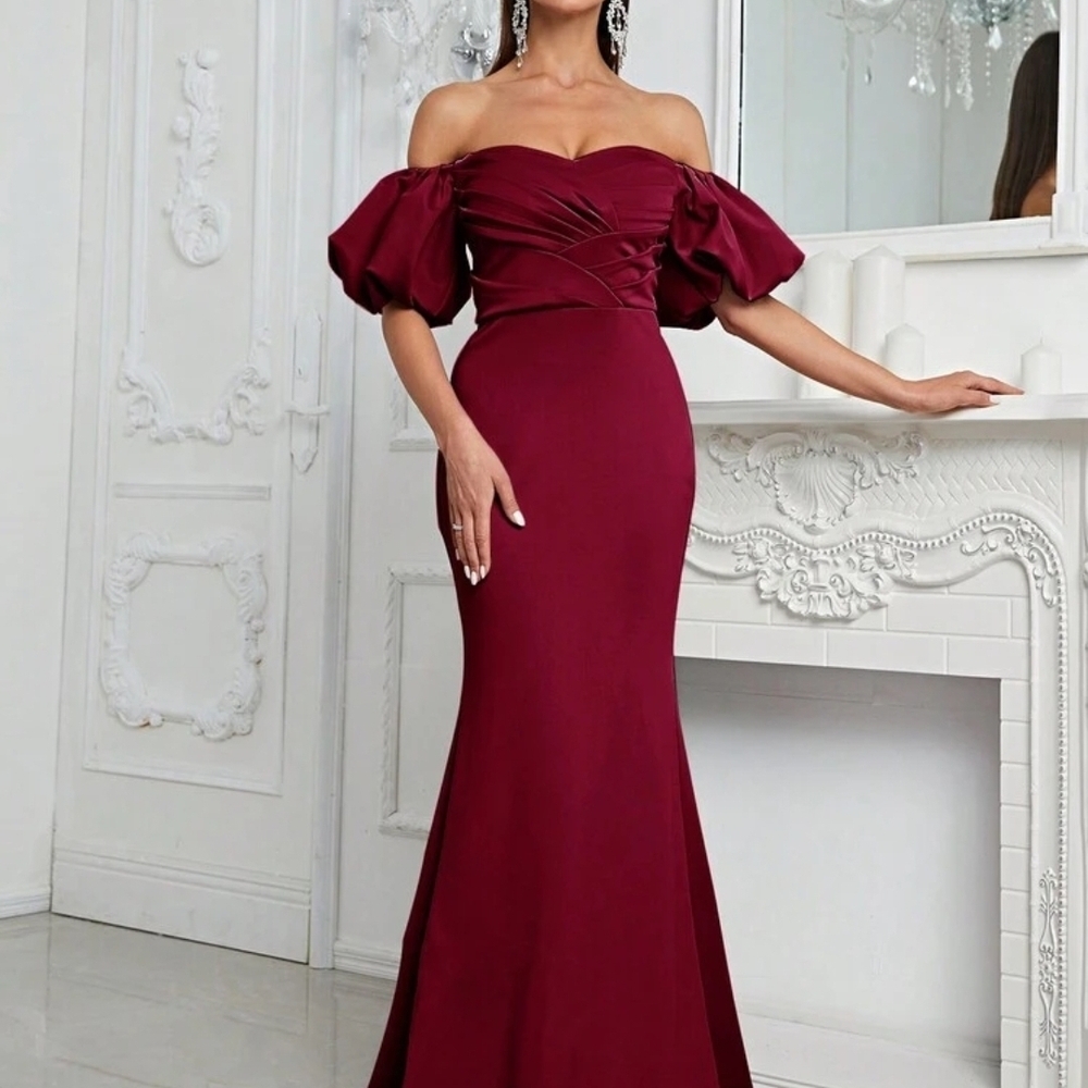 SHEIN Strapless Burgundy Dress